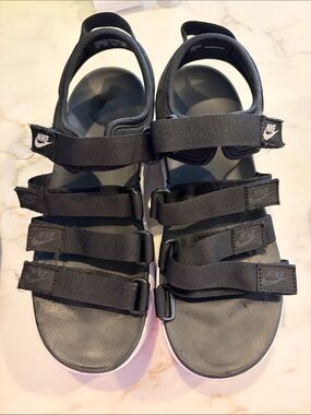 Nike Black Multi-Strap Open-Toe Sport Sandals